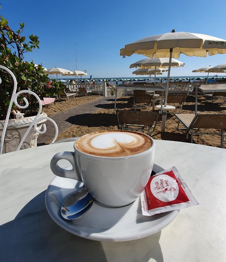 Hotel Rosa Maria Elite Bellaria-Igea Marina Bagian luar foto