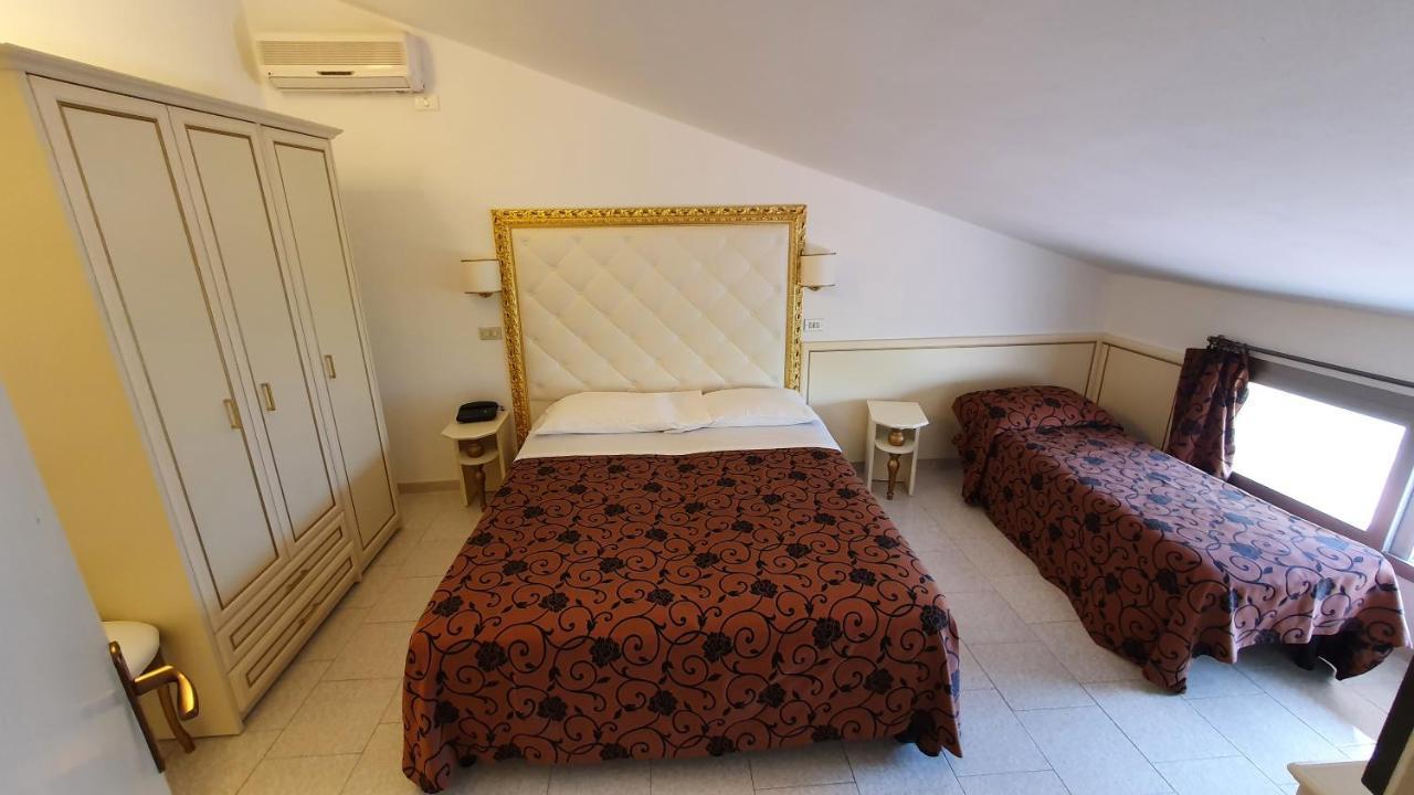 Hotel Rosa Maria Elite Bellaria-Igea Marina Ruang foto