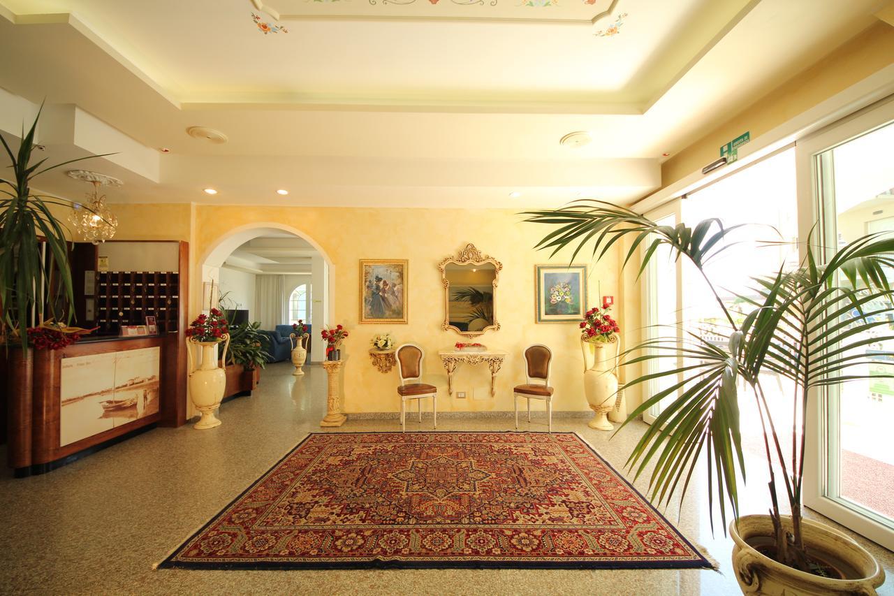 Hotel Rosa Maria Elite Bellaria-Igea Marina Bagian luar foto