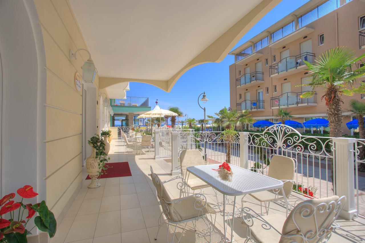 Hotel Rosa Maria Elite Bellaria-Igea Marina Bagian luar foto