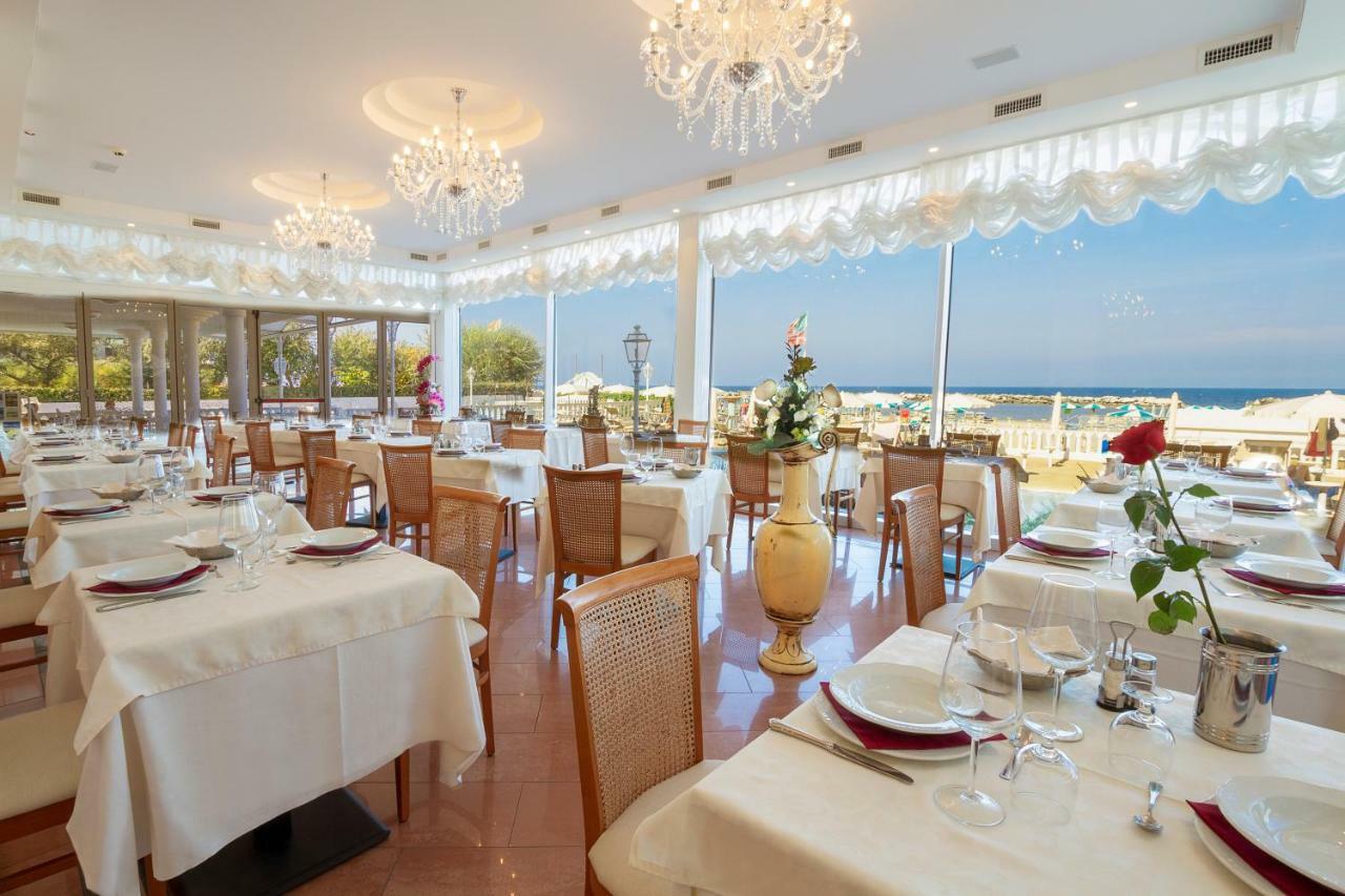 Hotel Rosa Maria Elite Bellaria-Igea Marina Bagian luar foto